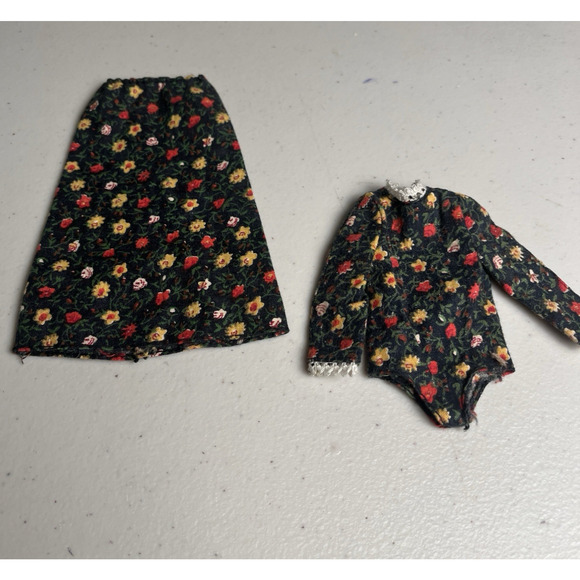 Vintage Sunshine Family Stephie Dress Black Floral 2 Piece Outfit Mattel 9" EUC - Picture 3 of 9